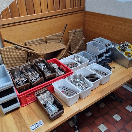 Posten Besteck + Schütten + Parmesanspender + Aschenbecher - ID: 31-GHT